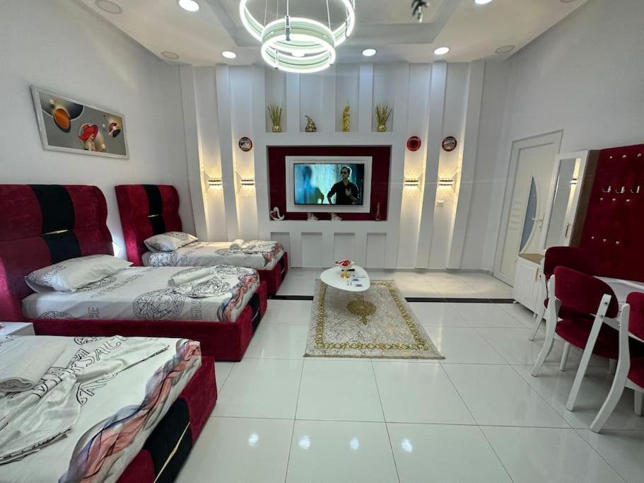 Appartamento Studio Near Tirana Airport 2- Self Check-In Free Parking Valjiosi Esterno foto