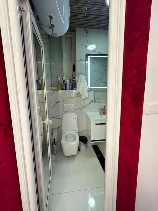 Appartamento Studio Near Tirana Airport 2- Self Check-In Free Parking Valjiosi Esterno foto